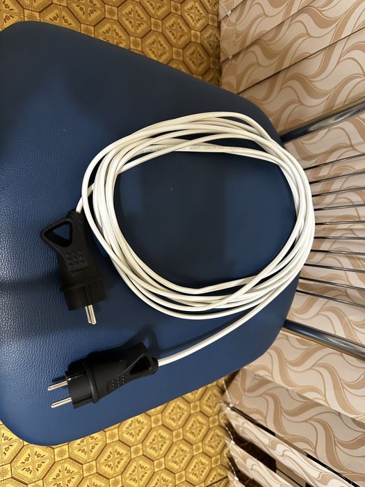 Комплект резервного питания 12V: АКБ 100Ah + инвертор 220V + зарядка