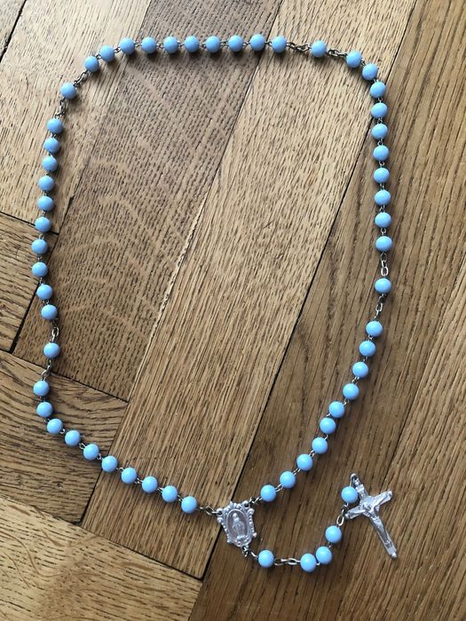 Różaniec niebieski