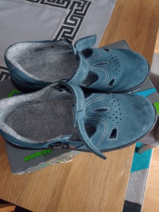 Obuwie robocze damskie