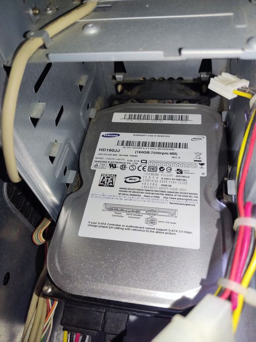 Vendo PC torre e ainda teclado