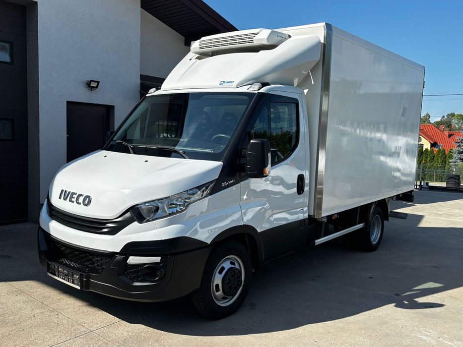 Iveco 35C15 Chłodnia Mroźnia z windą 750 kg 3.0 HPI  Iveco Daily Chłodnia 3.0 na bliźniaku