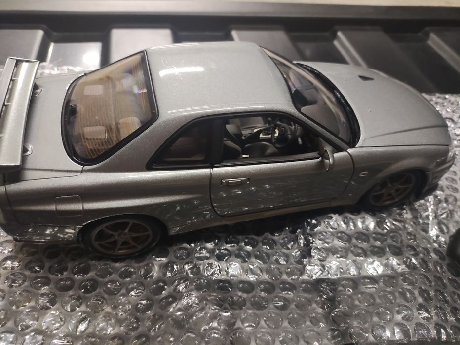 Nissan Skyline GT-R 1/18 AUTOART