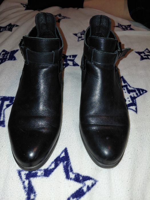 Buty skórzane Lasocki