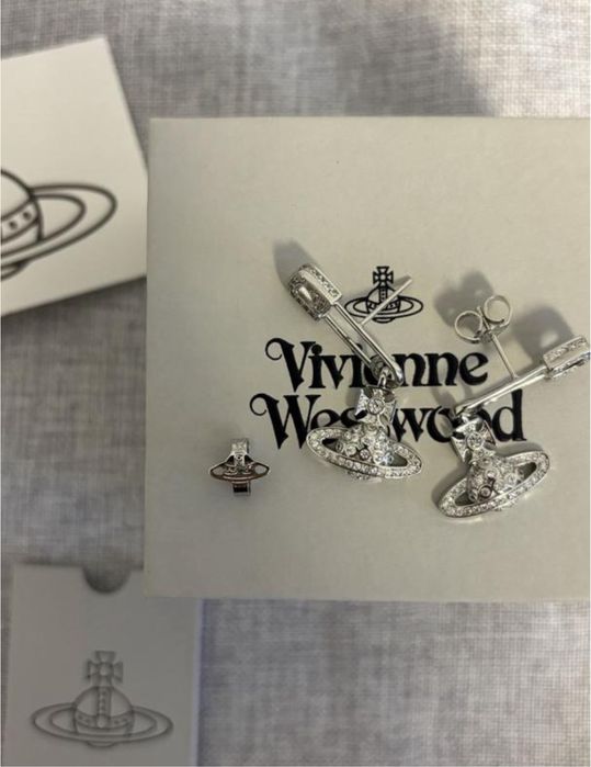 Сережки Vivienne Westwood Rhodium lucrece safety pin drop earrings