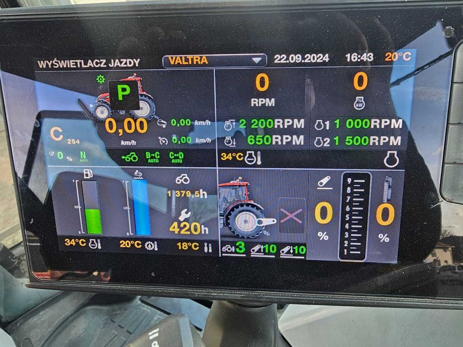 Трактор Valtra N175 Versu 2022 рік