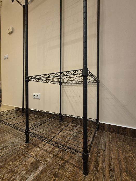 Regał metalowy do garderoby, szafa