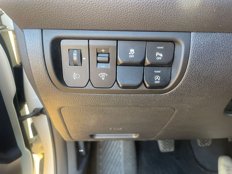Kia rio comercial 2016  1.1 crdi