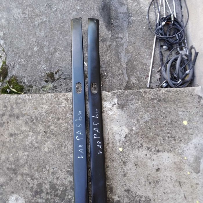 Молдинги даху Пассат б3 б4