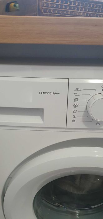 Maquina de Lavar roupa - Modelo FAR-LAV6051PA++