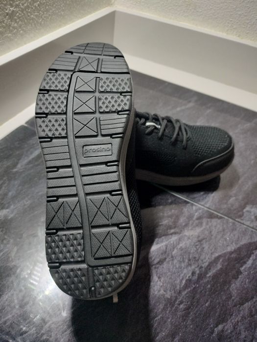 SAPATOS DE SEGURANÇA - com biqueira de aço – proteção e conforto!