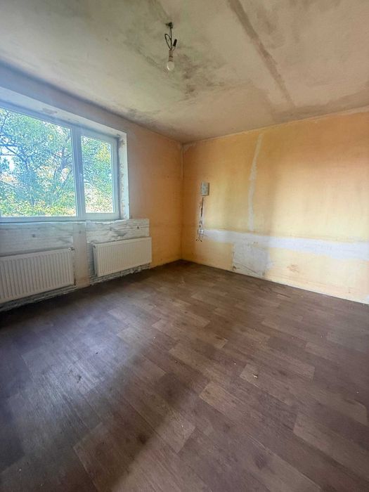 Продам 2 поверховий будинок Люботин