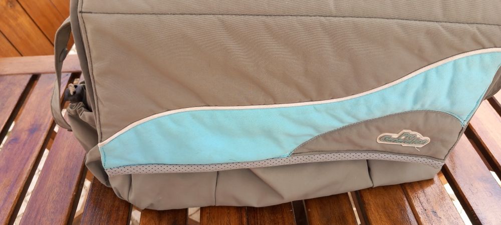 Mochila térmica marca  Prénatal e saco com muda fralda JANE