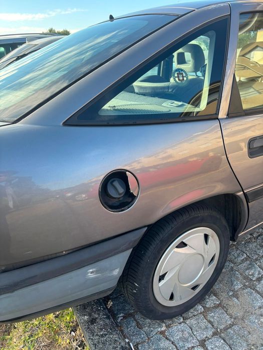 Opel Vectra — fotografia 6