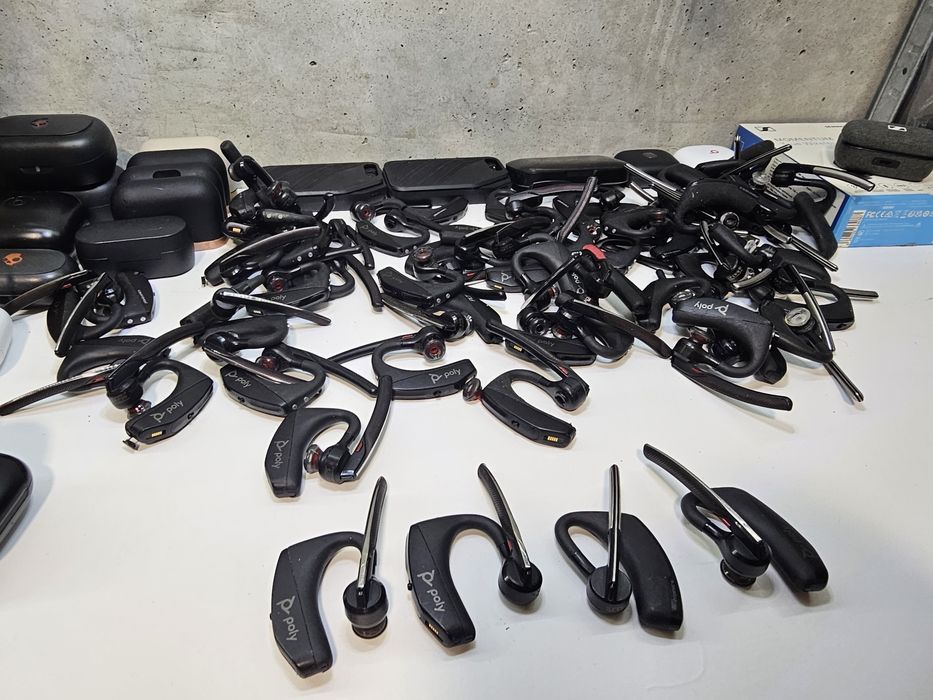 Гарнітури навушник Plantronics voyager legend 5200
