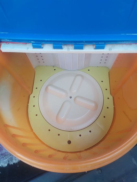 Пральна машинка Харків'янка