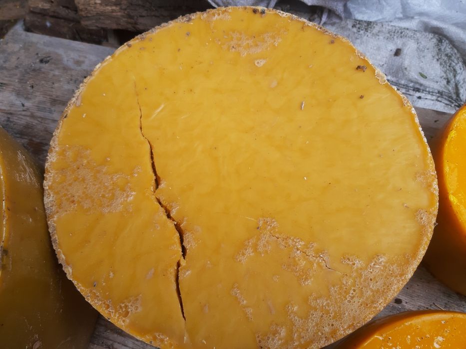 Продам віск з власної пасіки