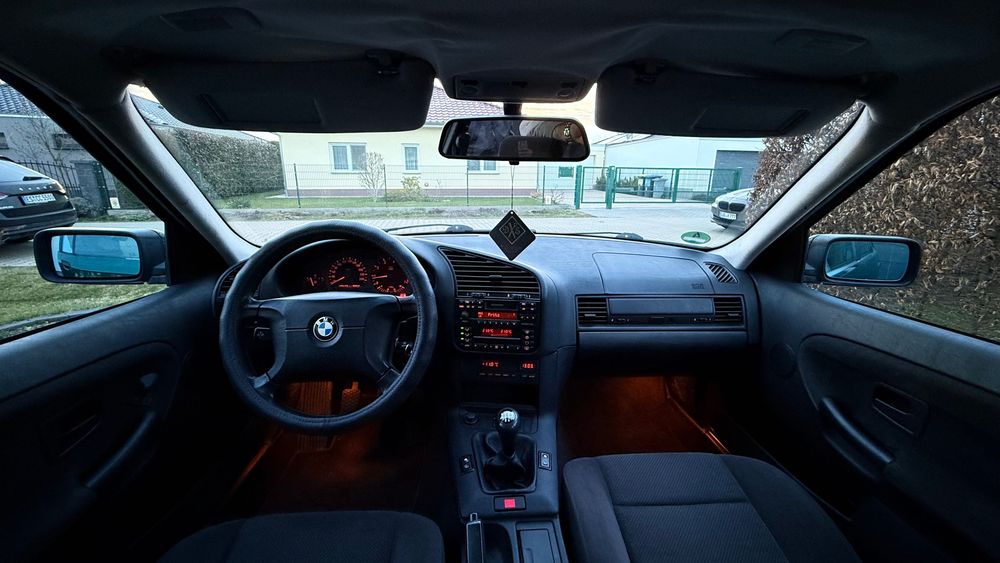 BMW 320i e36 1996