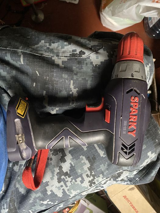 Шуруповёрт SPARKY BR 12E — на запчасти, без аккумулятора