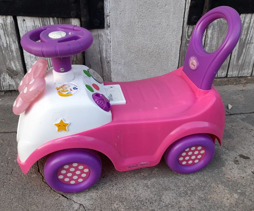 Jeździk dla dziewczynki