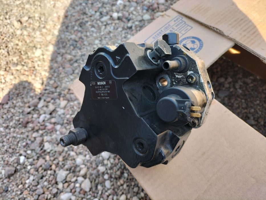 Pompa wtryskowa bmw E46 2.0 150km