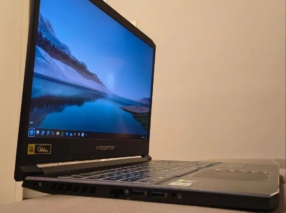 Acer Predator Helios 300 - Intel Core i7 10 Geracao - 32GB RAM - 1.5TB SSD - RTX 2060

i7 | 32GB RAM | 512GB + 1TB SSD |

RTX 2060 | 15,6"