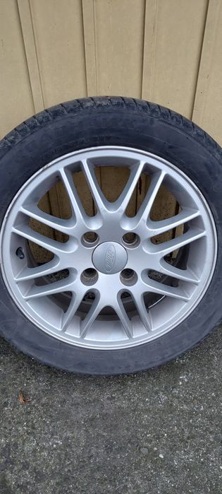 Felgi 15" 4x108, ET 52,5, otwór centrujący 63,8mm