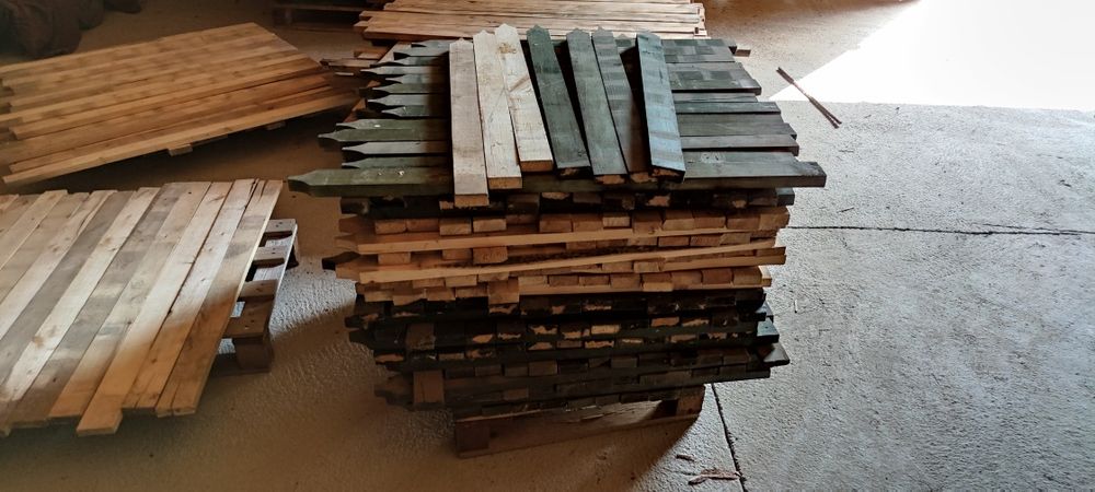 Sztachety drewniane do sprzedania