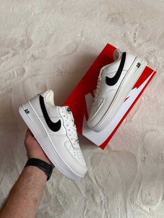 Кросівки Чоловічі Nike Air Force 1 White Black