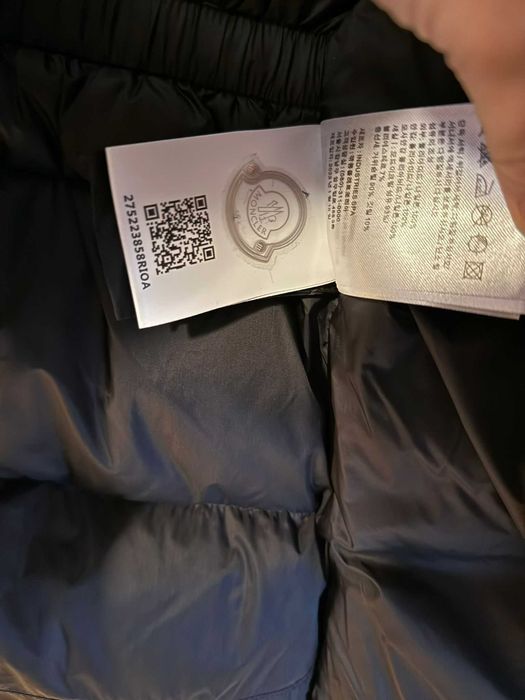 kurtka Moncler Avoce rozm. S