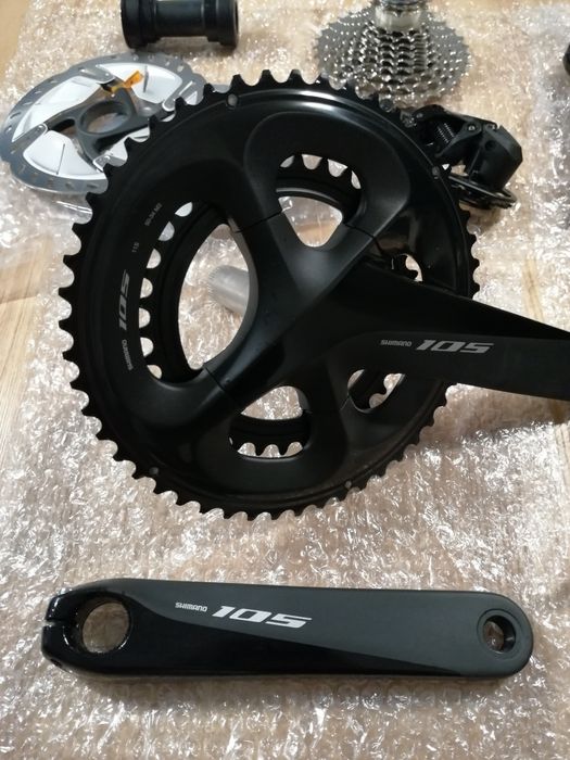 nowa kompletna grupa Shimano 105 R7000 / pod tarcze