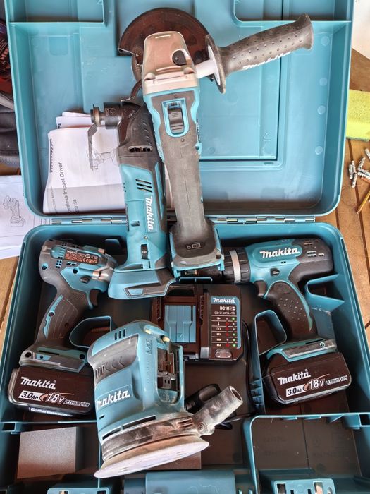 Makita LXT 18v Brushless cordless Combo set with accessories