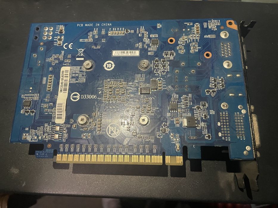 Placa gráfica GTX 650 1GB