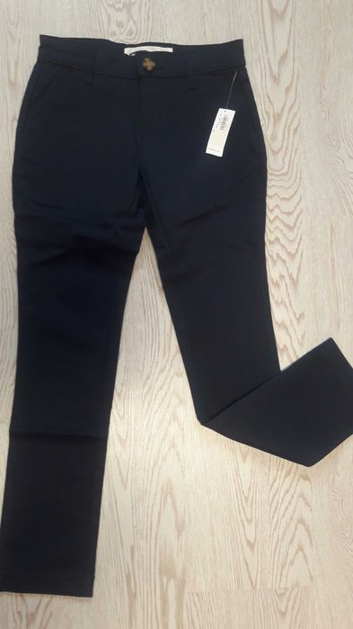 штаны, брюки, школьные штаны OLD NAVY для девочки ростом 128 см