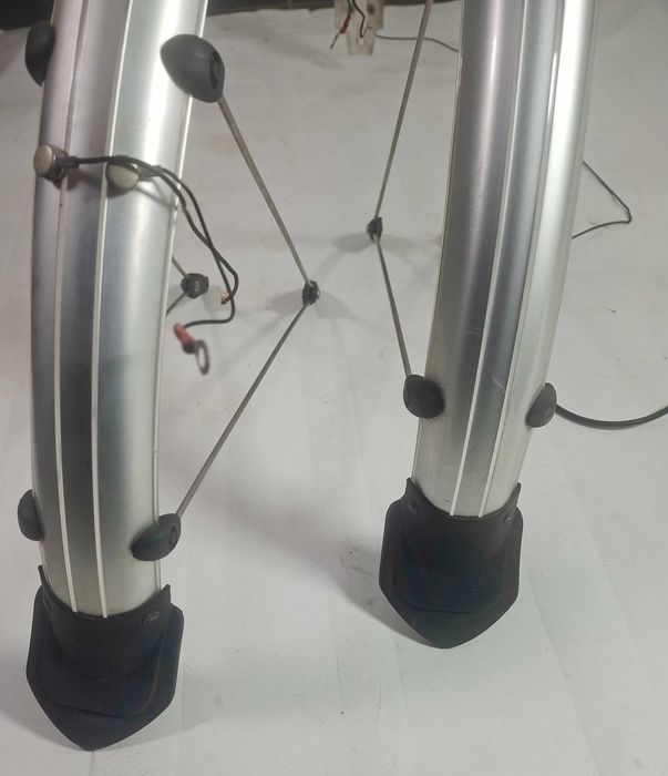 Komplet błotników do roweru rowerowe 50mm pod koło 28cali kable dynamo