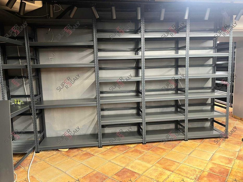 Regały – półki magazynowe