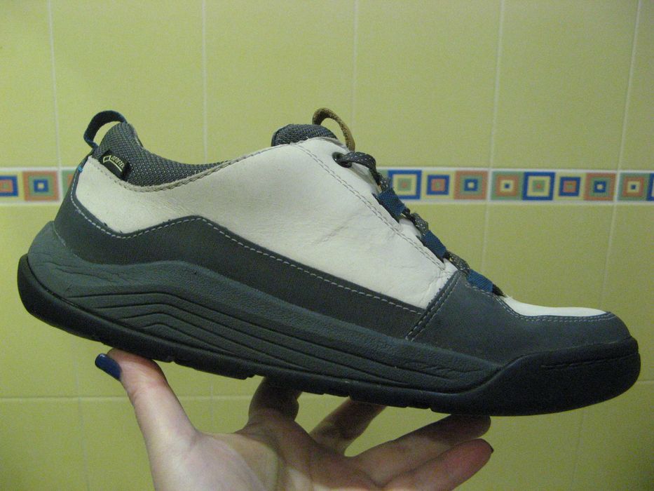 Кросівкі Clarks Gore-Tex 42.5 шкіра