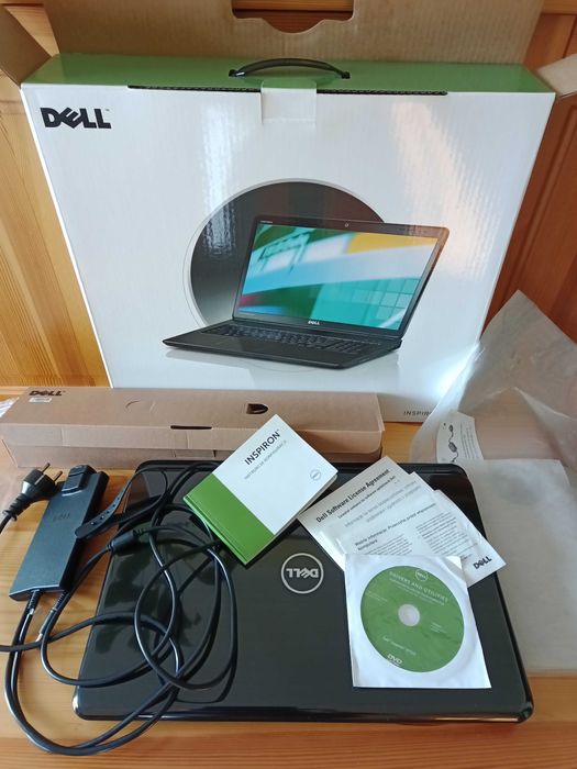 Laptop DELL Inspiron N7110 Windows 7 Home Premium  + dokumentacja