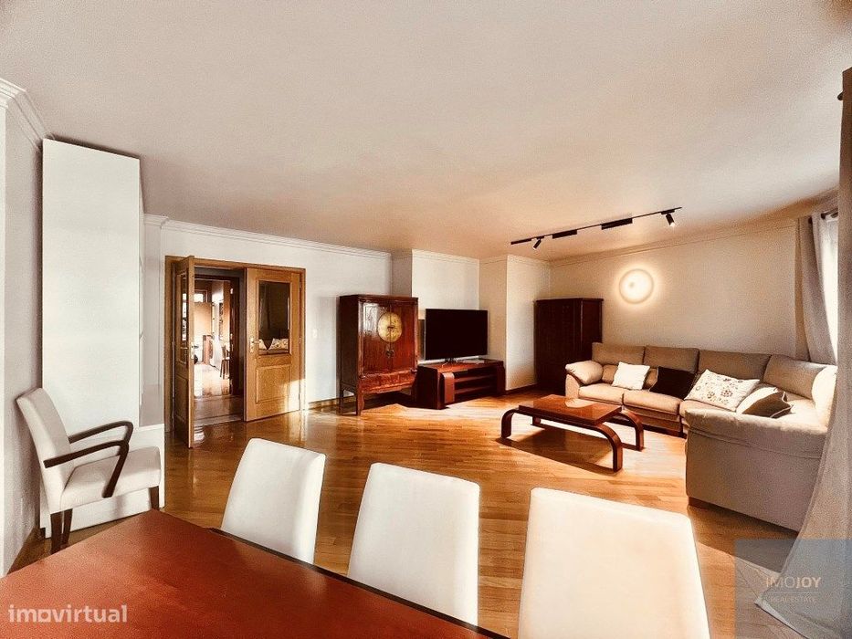 Apartamento T3 com vista Mar em Cascais