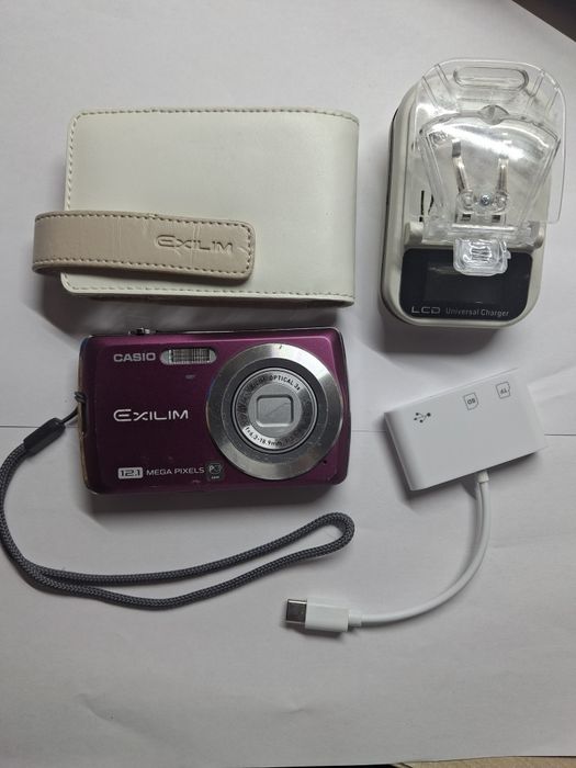 Фотоапарат Casio Exilim