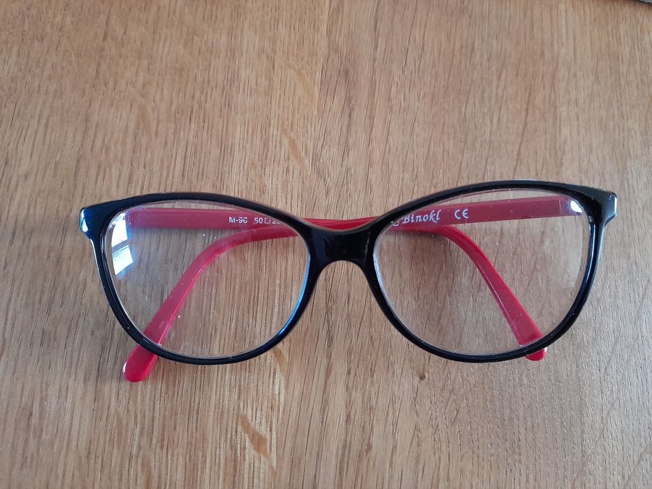 Okulary oprawki marki Binokl