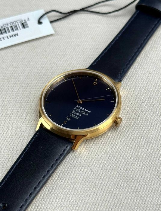 Relógio Mondaine Helvetica No1 Date 38 mm – Novo (Swiss Made)