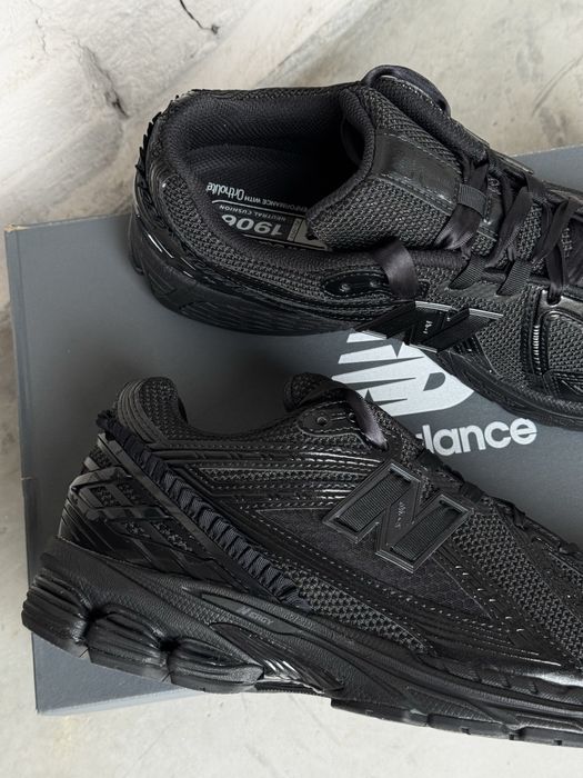 Оригинал New Balance 1906r Triple Black Frill (U1906RZI) черние 2002