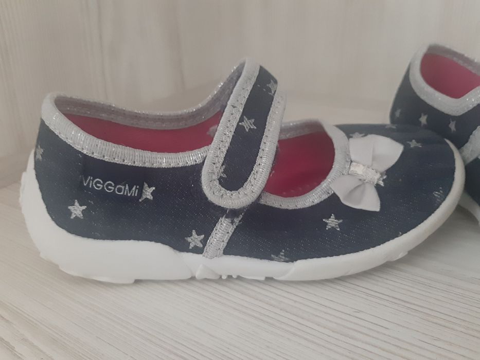 Продам тапочки для дівчинки wiggami  (Польща)