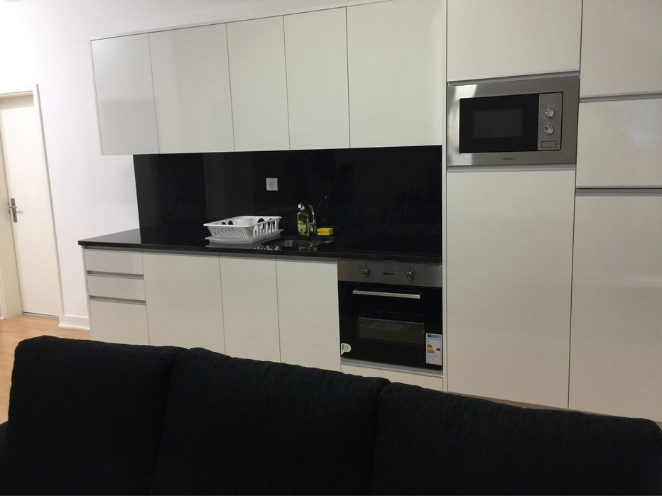 Arrenda se t1 maia centro (estação metro fórum)