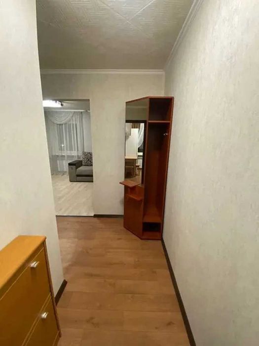 Продам 1 комнатную квартиру с ремонтом на Поля (Кирова)