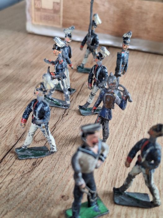 Stare żolnierzyki ołowiane retro - zestaw 2