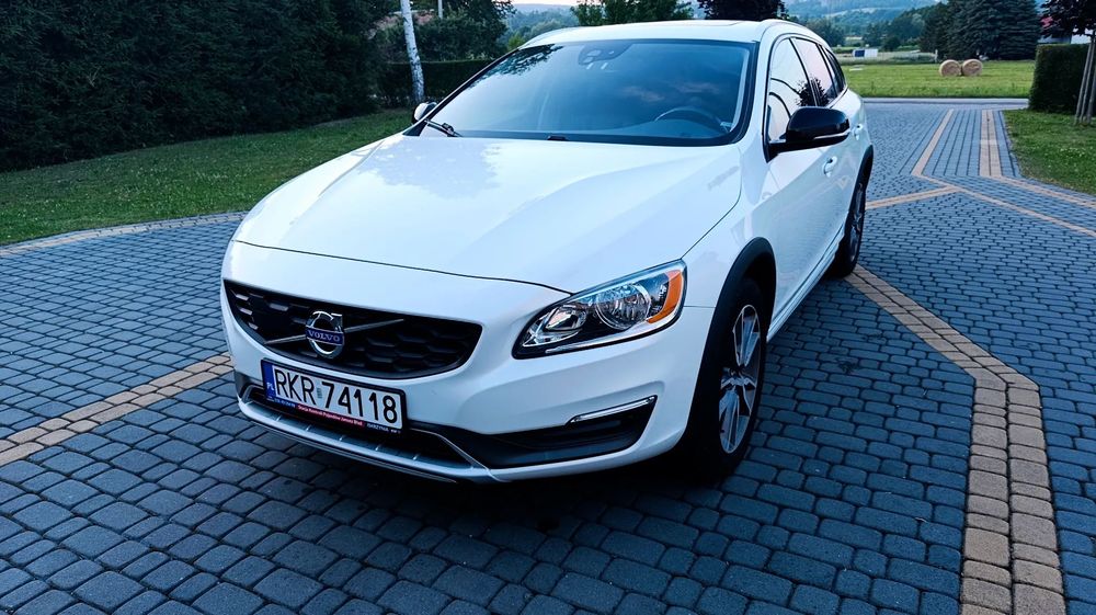 Volvo V60 Cross Country