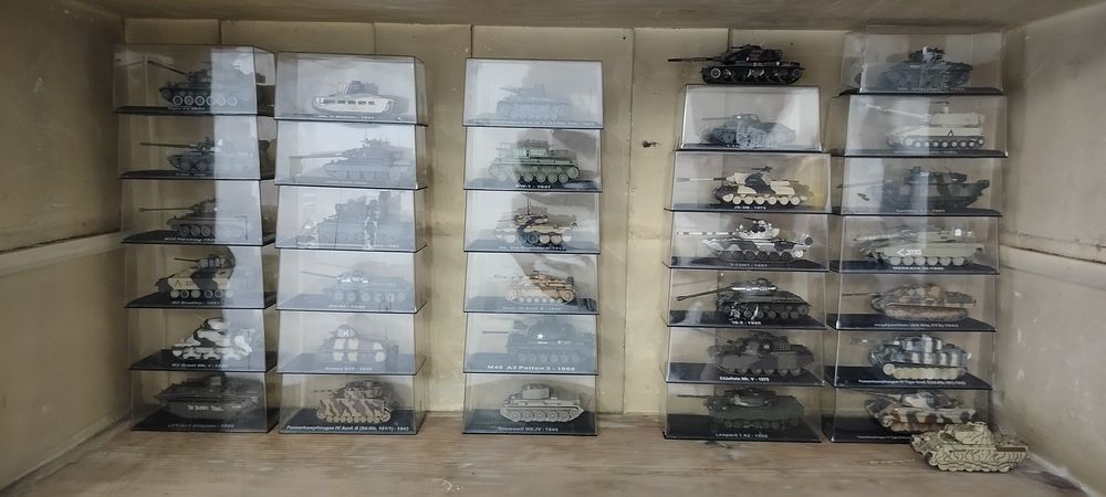 Kolekcja modeli czołgów 1:72 – Miks DeAgostini / AmerCom (31 sztuk + gratis)