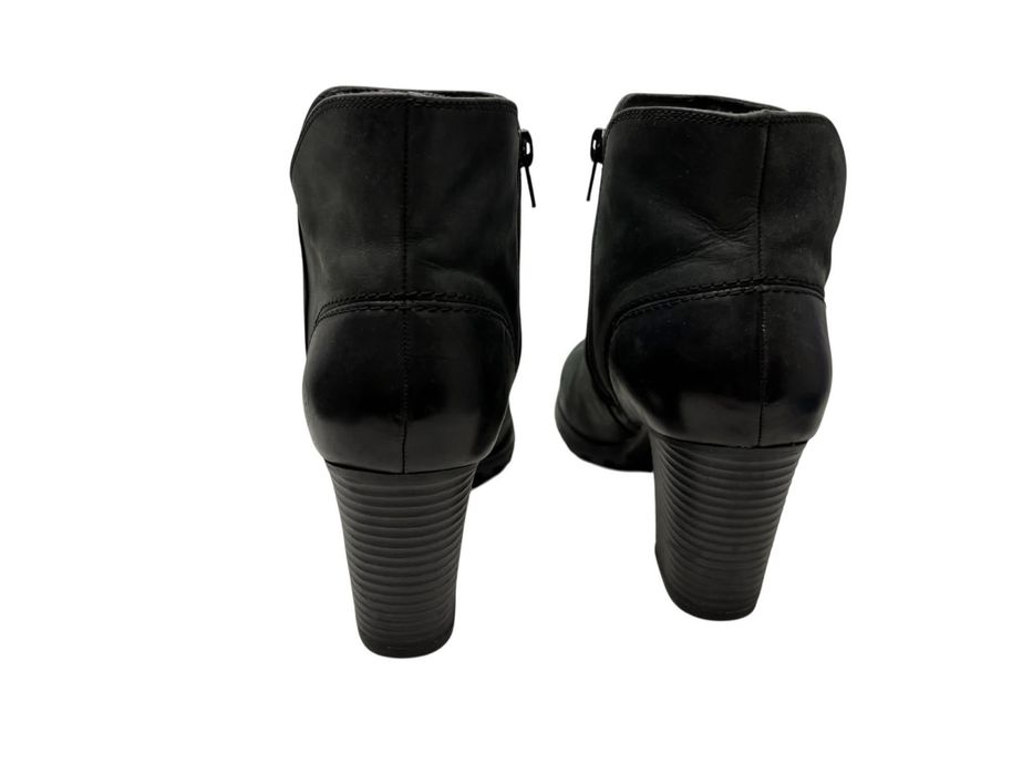 Botki skorzane delikatnie ocieplane Clarks rozmiar 41