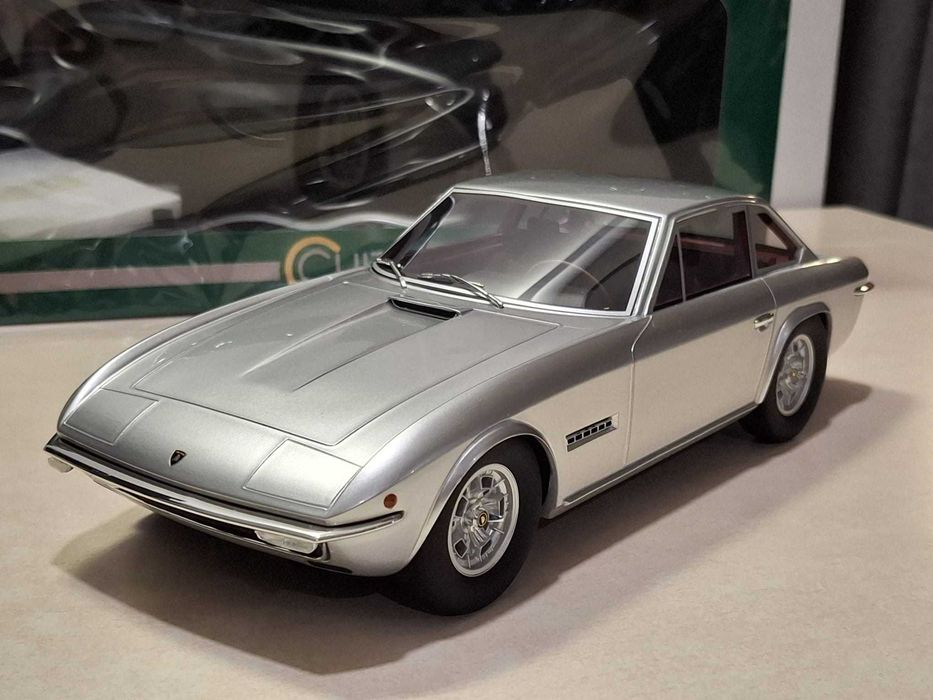 1968 Lamborghini Islero silver Cult Scale Models CML104-1 1/18